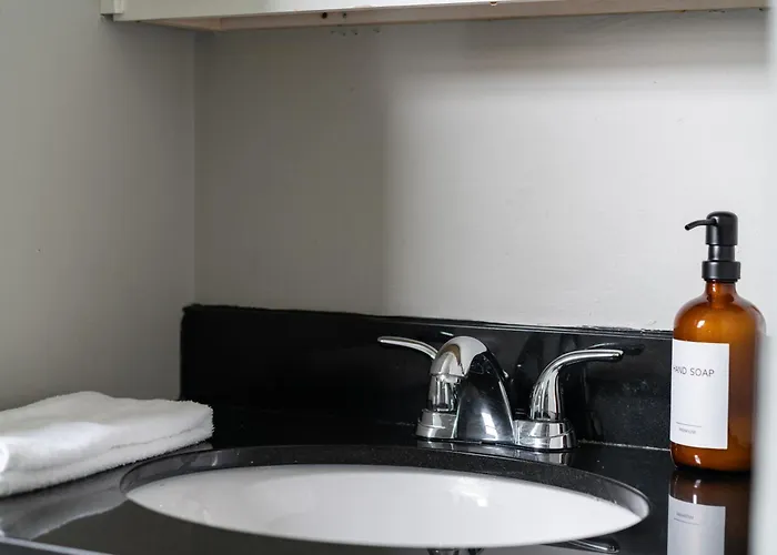 Jungle House Luxury - Downtown Short North *